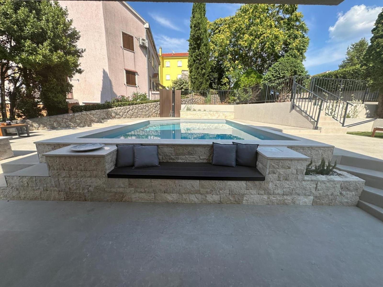 Bella Maris Villa Малинска Екстериор снимка